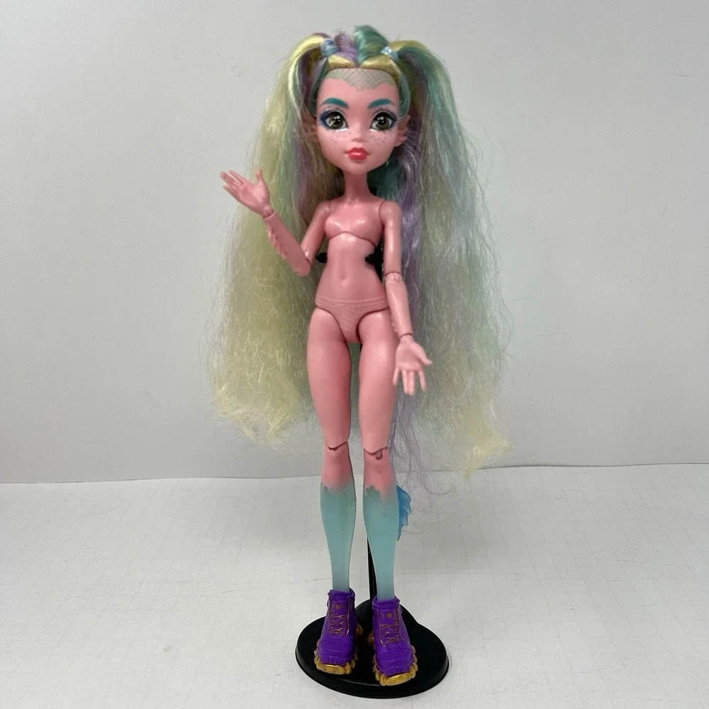 Monster High‎ Lagoona Blue G3 Doll 2022 Mattel Generation 3 Reboot Fashion